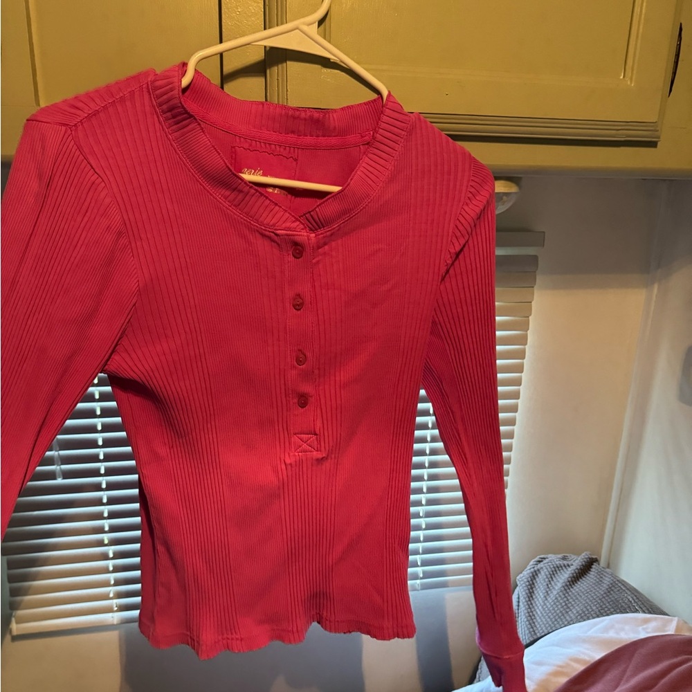 Arie shirt